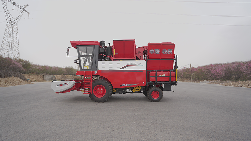 BG大游2023款4HJL-3(G4)花生捡拾收获机